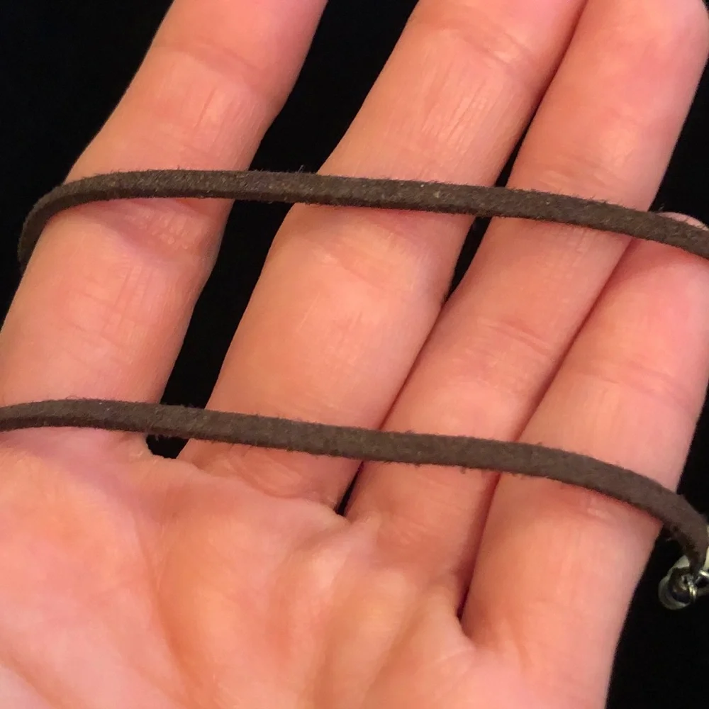 Elegant Cream and Brown Beaded Necklace - Picture 3 of 7